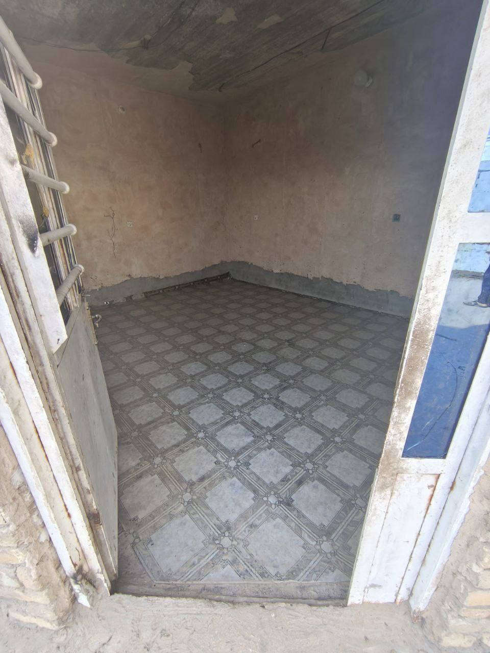 السلام عليكم 
يتوفر عقار في الحصوه منطقه ال 700 او ال 600 مساحه العقار 110 متر بابعاد مربعه الشكل ركن المرغوب صير بي احله خريطه العقار بيت قديم وصالح للسكن كان ماجر وحاليا دبيعه بيت مرتب وعقار موقعه حلو عله الشارع الخدمي المقابيل شركه فارس بالاخير موقع ممتاز واغله موقع هناك بالحصوه كله وبيت بمساحه حلوه وبخريطه حلوه 

سعر العقار 95 مليون وبي مجال للشراي نشاءلله للاستفسار اكثر مراسله الصفحه او الاتصال عله الارقام الاتيه 
*********** تصال
*********** وتساب
