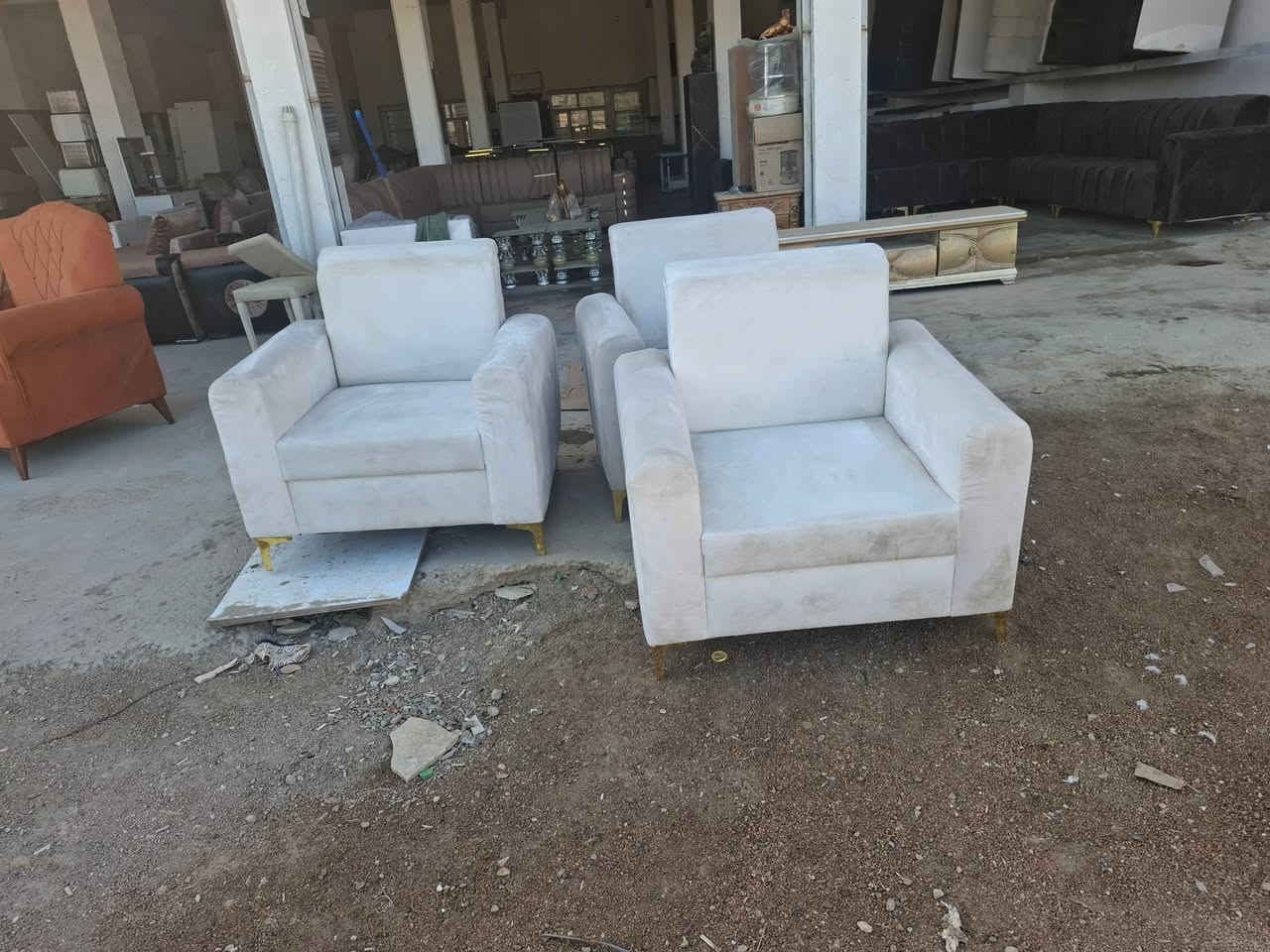 كراسي مفرد باله تركي نظيف جدا خشب قوي والسفنج ضغط طبي بولستر 
الحمزه الغربي ***********
