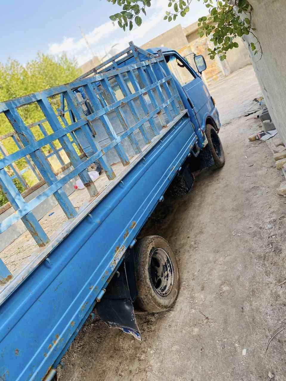 كيه بنكو للبيع موديل96 مكفولة كير محرك  اكسن شاصي كهربائيات كلهه شغاله تخم تاير السياره جاهزه سنويه لل28 سياره بلاديه السعر 45وبيه مجال مكان ناصريه مركز هاذه رقم  ٠٧٨٧ ٥٨١ ٩٦٦٠مكلف بل نشر
