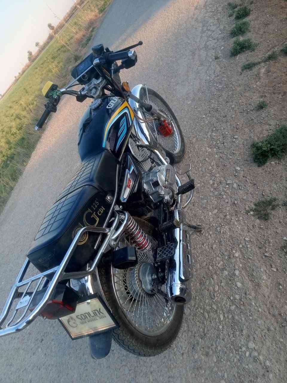 السلام عليكم دراجه للبيع موديل 24 مكان واسط نعمانيه اوراق سكنر والشرايجي خاص السعر 675


**إذا كنت صاحب هذا الإعلان وتريد حذفه لأي سبب، رجاءا أرسل رسالة إلى الدعم الفني**