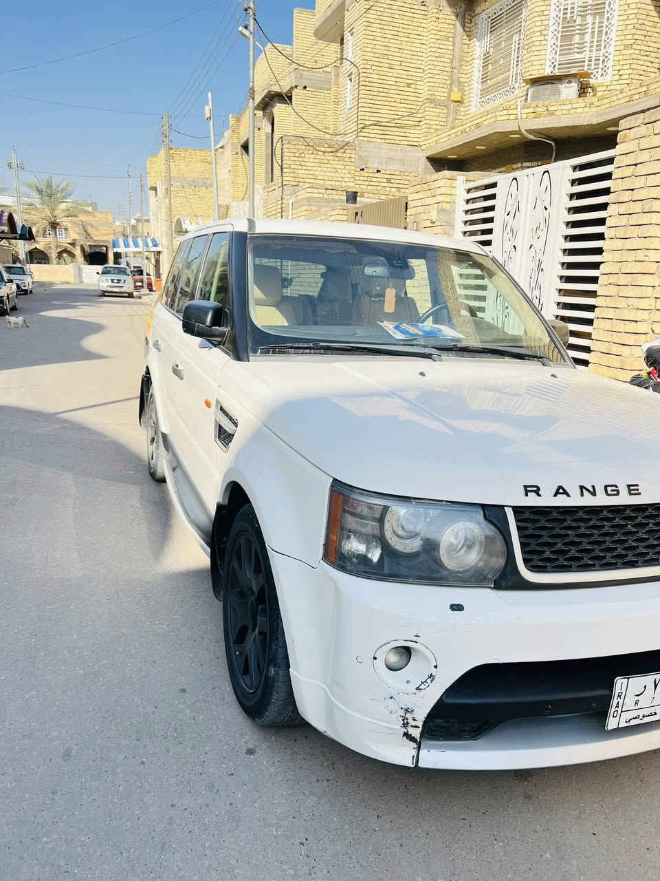 سلام عليكم للبيع رانج روفر مديل 2008 محدث 2013
السياره فئه سبورت وفول مواصفات وغنيه عن التعرف فتحه كشنات جلد تدفئه تبريد تحكمات شاشه جكات وكلشي شغال بيها وكامله مكمله من كل النواحي رقمها بغداد مشروع وطني مداور ثاني يوم سنويه ل2027 مكانها ميسان القطاع 
سعرها 130 وبيها مجال
سونارها مرفق مع الصور
***********
