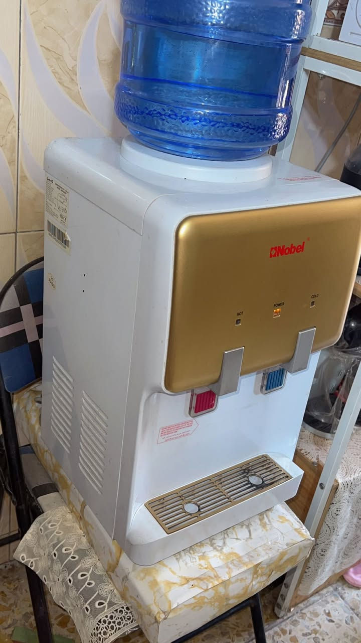 شركه نودل مستخدم قليل ونضيف٩٠٪؜ للبيع رايده 100الف وبي مجال للاستفسار ***********
