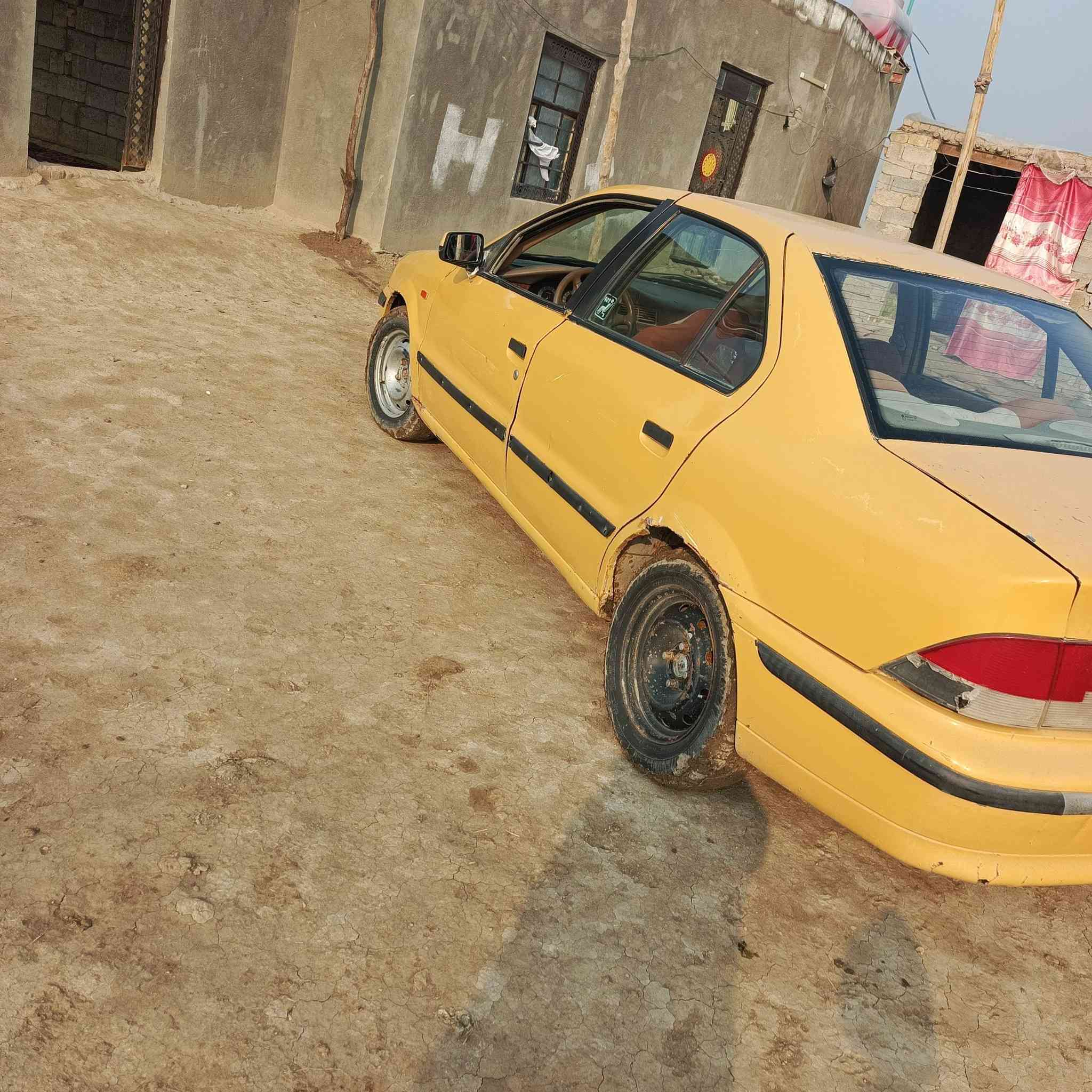 سياره سمند11صفره لبيع السعر19ورقهالعنوان الرميثه رقم تلفون ***********
