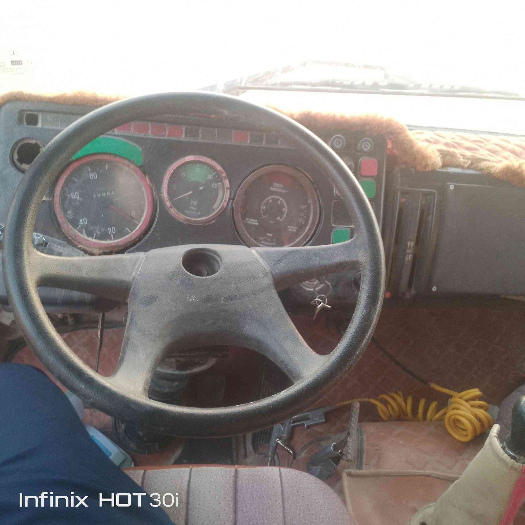 .السلام عليكم  البي موديل 81 للستفسار اتصل ***********
