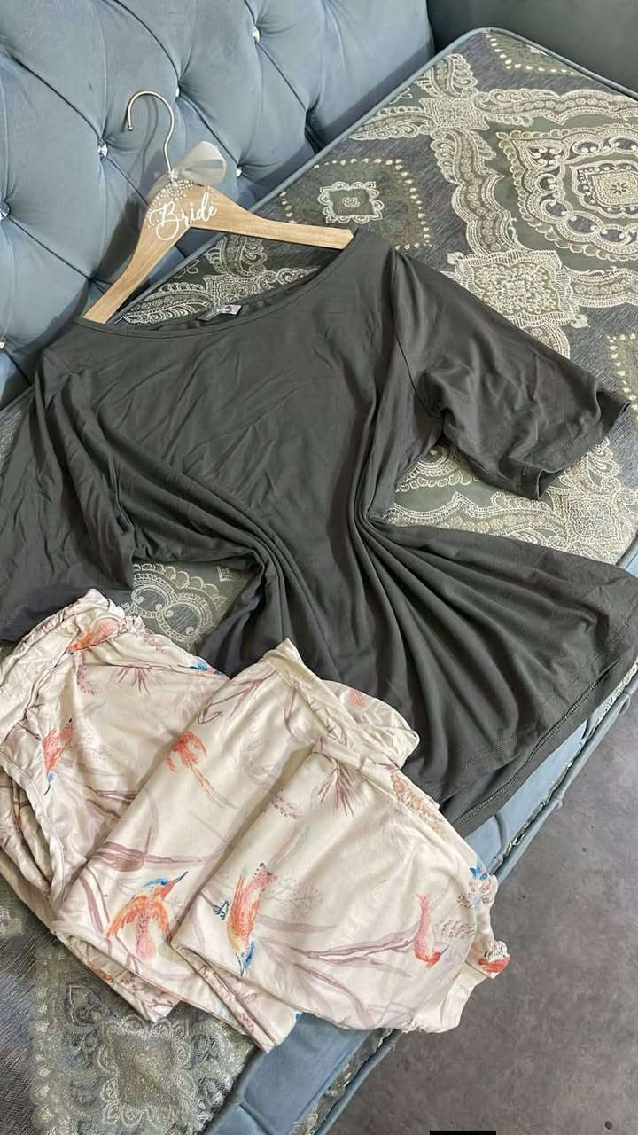 عندي ملابس تراكات نسائي كل قياسات شي ان جديد غير مستخدم عندي كميه قطعه عله الفين دينار بلاش لتريد تراسلني خاص مع توصيل مجاني كل محافضات العراق سارعو بلحجز


**إذا كنت صاحب هذا الإعلان وتريد حذفه لأي سبب، رجاءا أرسل رسالة إلى الدعم الفني**