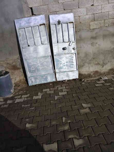 باب حوش السعر 25 
***********
