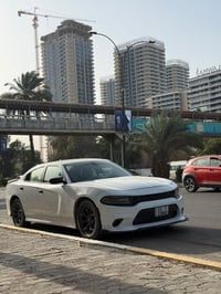 تشارجر ٢٠١٩ • ماشي ٩٠٠٠٠ • بغداد