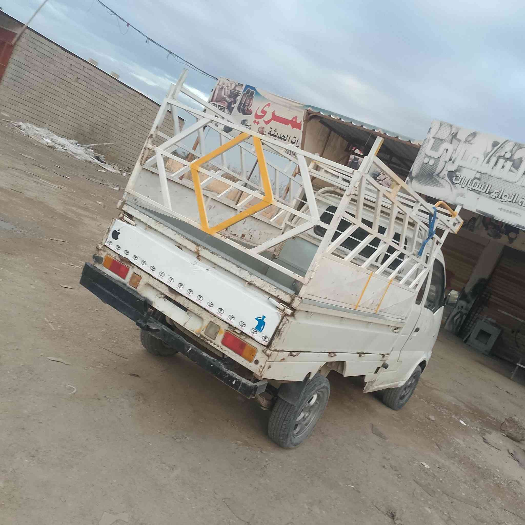 السلام عليكم
هيفا للبيع كير محرك شرط 
صدر جديد تخم تأير جديد
مابيها خياس
السعر 17 وبيها مجال  ***********
