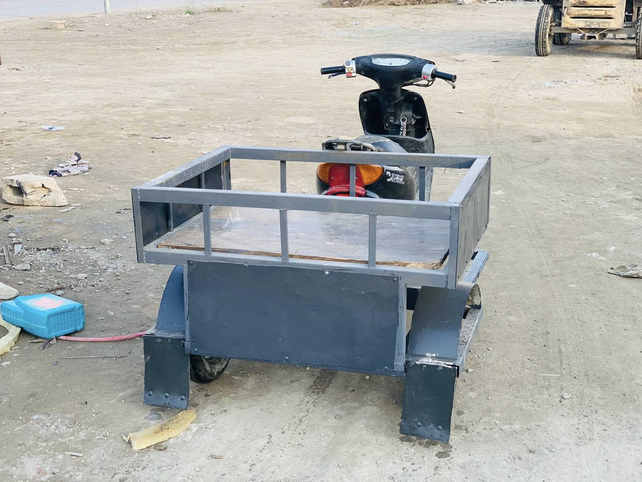 السلام عليكم ماطور فرخ لكزز وراى عربانه شرط هندر واحد و العربانه فصال جديد تواير جدد السعر 275 وبي مجال 
***********
