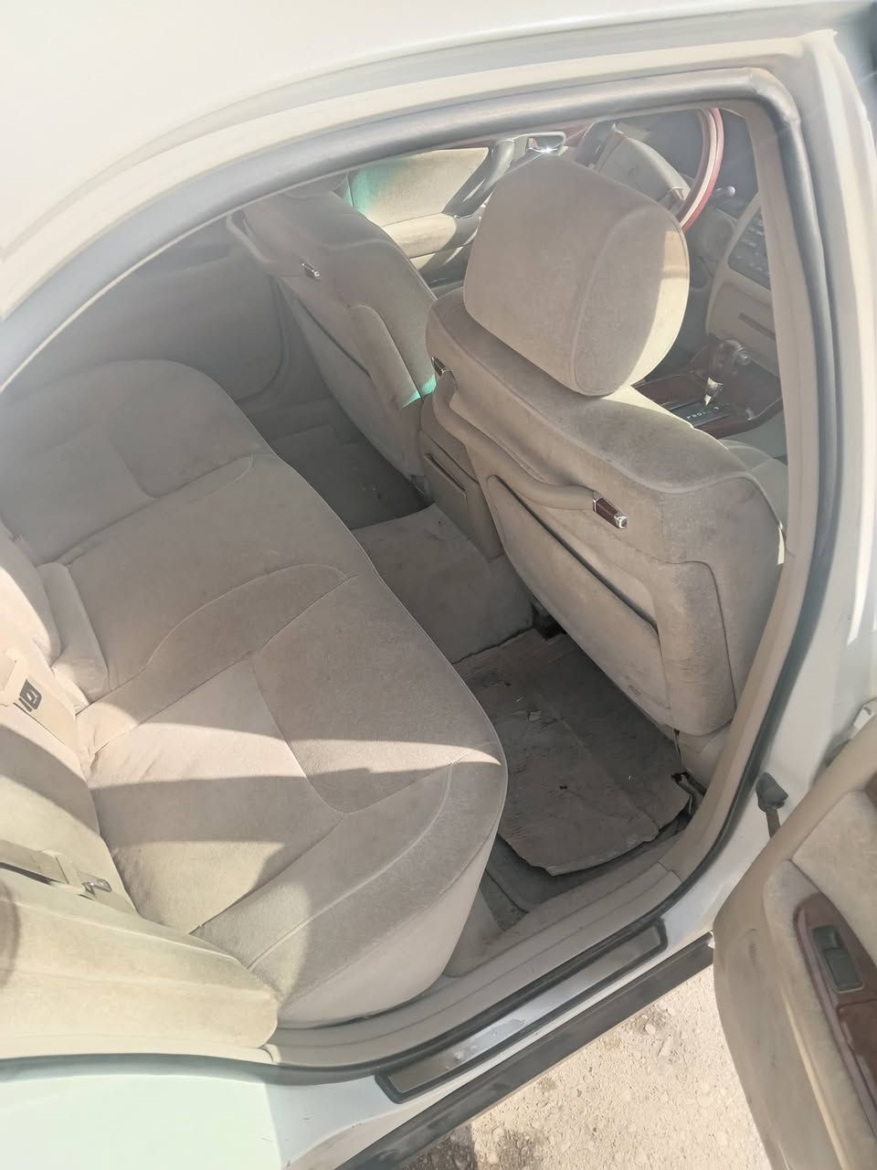 سلام عليكم سيارة ملكة للبيع أدوات كص جنطة موديل ٢٠٠٢ سيارة جاهزة علة اخر حباية كير محرك مكفولات بيهة ارقام وسنوية انكليزي شرط الحاسبة تخم تاير تبريد تتفة شغال لايت عالي ناصي يشتغل سيارة جاهزة ونضيفة اسعر ٣٨ وبيهة مجال بصيط العنوان ميسان العمارة وهاذة رقمي ***********
