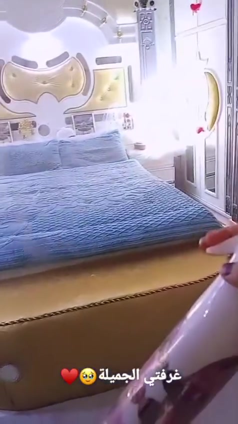 غرفه للبيع طابقين ام سته خشب صاج صار شهرين من ناخذينهه البيع بسبب نقل الي منزل اخر افخم من الفديوو سعرهه مليونين ونص وبيهه مجال


**إذا كنت صاحب هذا الإعلان وتريد حذفه لأي سبب، رجاءا أرسل رسالة إلى الدعم الفني**