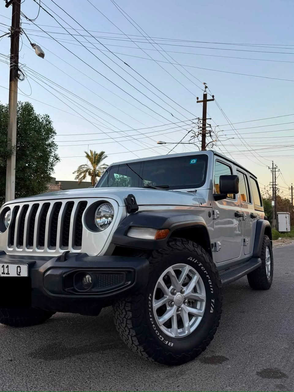 للبيع
Jeep Wrangler 2023 Sport
جيب رانكلر 2023 سبورت
4 سلندر تيربو 

سعر مناسب 200$ 🔥🔥ارخص سعر ب العراق

مواصفات/  سبورت
 جام كهرباء اوتو
 شاشة - كامرة
 قطعتين تبريد
هيتر بالمري

ماشيه 59الف 

رقم بغداد بسمي شخصي

سيار بيه شوي صبغ ب جاملغ المامي و شوي ب البونيد وبارد مثل ماموضح ب سونار

سيار جاهز من كل نواحي تخم تاير جديد و باتري جديد

مكاني بغداد

للاستفسار
***********
