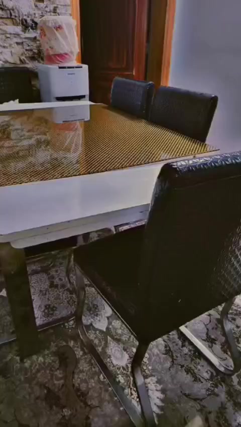 كاونتر تفصال نظيف جدا
ميز طعام ٦كراسي نظيف 

تخم تركي ١٠مقاعد نظيف جدا جدا 

المكان 

الكاونتر حي الجهاد 

التخم والميز حي الاعلام


**إذا كنت صاحب هذا الإعلان وتريد حذفه لأي سبب، رجاءا أرسل رسالة إلى الدعم الفني**