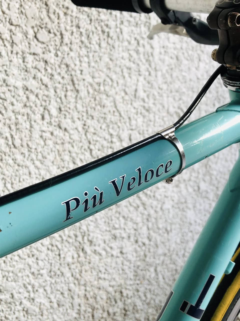 السلام عليكم دراجه فكسد ماركه bianchi الايطاليه 🇮🇹 اصدار piu veloce
فريم كلاسك مميز 
ماشه كاربون 
صينيه فكسد مميزه  53 T
وياله بولبرن ماركه  Alxrems 
اطارات كتان

الدراجه للبيع سعره 225 او مراوس 
مكاني بغداد شارع فلسطين


**إذا كنت صاحب هذا الإعلان وتريد حذفه لأي سبب، رجاءا أرسل رسالة إلى الدعم الفني**