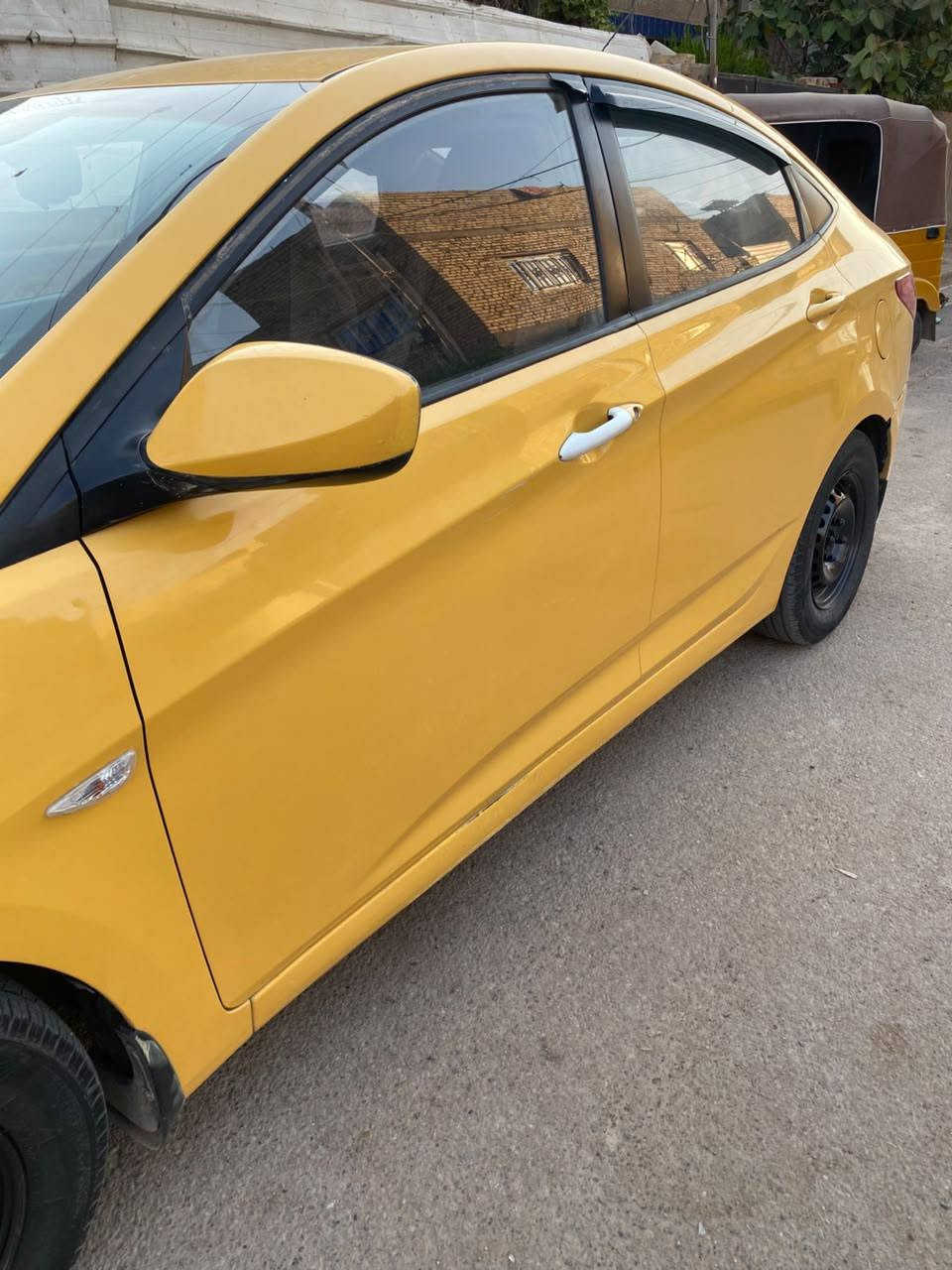 اكسنت ٢٠١٣ وارد خليجي مكينه وكير جدد مكينه ١٦٠٠ دوش بيها طخه بلباب وشويه من دوسه رقم بغداد تحويل مباشر مصفره هيئة وغرامات مكاني بغداد البياع السعر ٧٦$
***********
