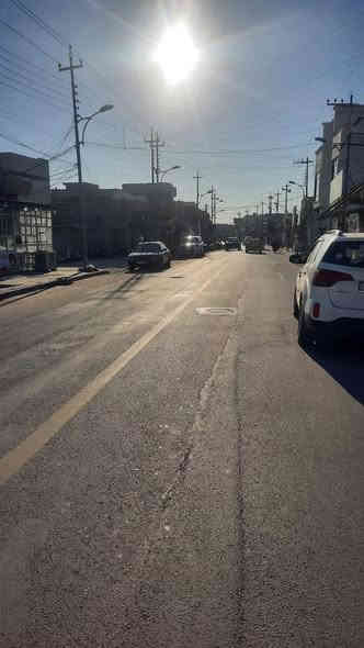 ⭕️تسلسل: 1028
🟢للبيع عقار تجاري ركن يحتوي على دار سكني وثلاثة محلات تجارية في الفلوجة حي المعتصم قرب صيدلية الاوفياء 🏡
            
                     📢 على بركة الله 📢
📍نوع الملك = طابو صرف سند     
📍المساحة بالسند= ٣٢٦ م
📍المساحة واقع الحال: ٣٤٠ م
📍الابعاد : ٢٠م ❌ ١٧ م
📍 شارع : ٢٠ م وشارع ١٠ م
📍بناء طابوق الثمانينات 
🟢يحتوي على ثلاث محلات تجارية مستأجرة بمبلغ ٥٠٠ الف دينار شهرياً 

🟢مشيدات الدار ويحتوي على
غرفتين نوم وصالة ومطبخ ومدخل وصحيات وحمام

✳️سعر بيع العقار : ٣٦٥ مليون دينار قابل للتفاوض

🟢مكتب دجلة الهندسي للعقارات حي الجولان قرب صناعة الجولان للسيارات مجاور سوبر ماركت الهلال
للاستفسار  الاتصال
‏‭٠٧٥٠ ٦١٤ ٦١٩٠‬
‏‭+٩٦٤ ٧٨٢ ٩١٧ ٤٧٠٨‬
