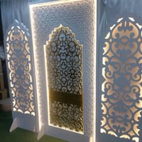 خلفيات جاهزة مثل صورة   مع طبلة ميز مهر مع ٤ جانبيات   مع سيتين ورد هد...