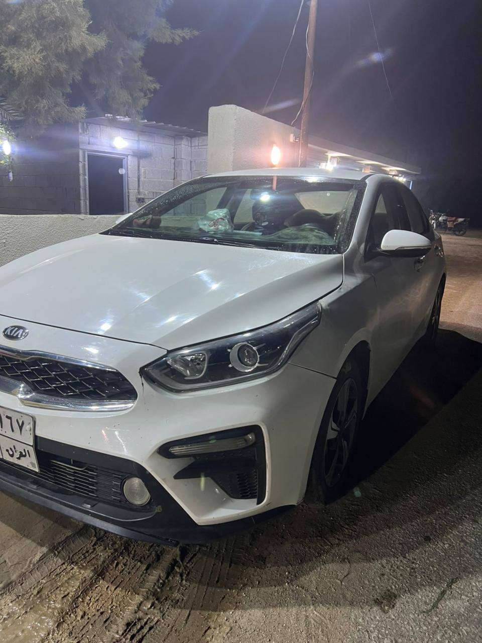 السلام عليكم 
كيا سيراتو 2019 خليجي نص فول 
للبيع او مراوس حسب القناعه
حادثهه جاملق جهه السايق بدون دواخل
مكاني كربلا ♡
سعر 135 وبيه مجال 
***********
