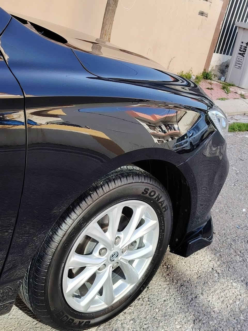 mg5 2024 
ستاندارت پڵەس
29 ڕۆشتوە 
کامل جوانکاری بۆ کراوە
بۆیاخ و سارد و کارتی نیە زۆر جوانە سەیارەکە
سێ چوار چاڵی بەسیتی هەیە لەگەڵ یەک دوو شوخت لە دەعامی 
ناوزەردە 
هەموو شتێکی بەشەرت بهس ڕۆن گۆڕینیکی ئەوێ 
لە سلێمانیه
سعری زۆر گونجاوە خوار دەفتەرە
***********
