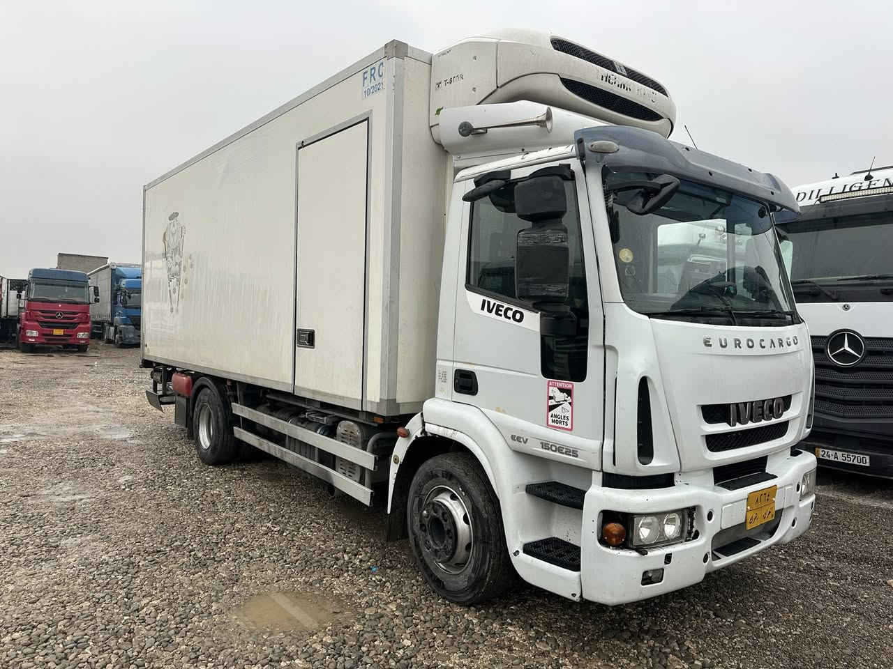 اڤيو للبيع
براد موديل 2012

فول فول 

بدون كلج

دهوك سميل معرض مايلر 

للاستفسار التواصل على الرقم التالي 

***********

***********
