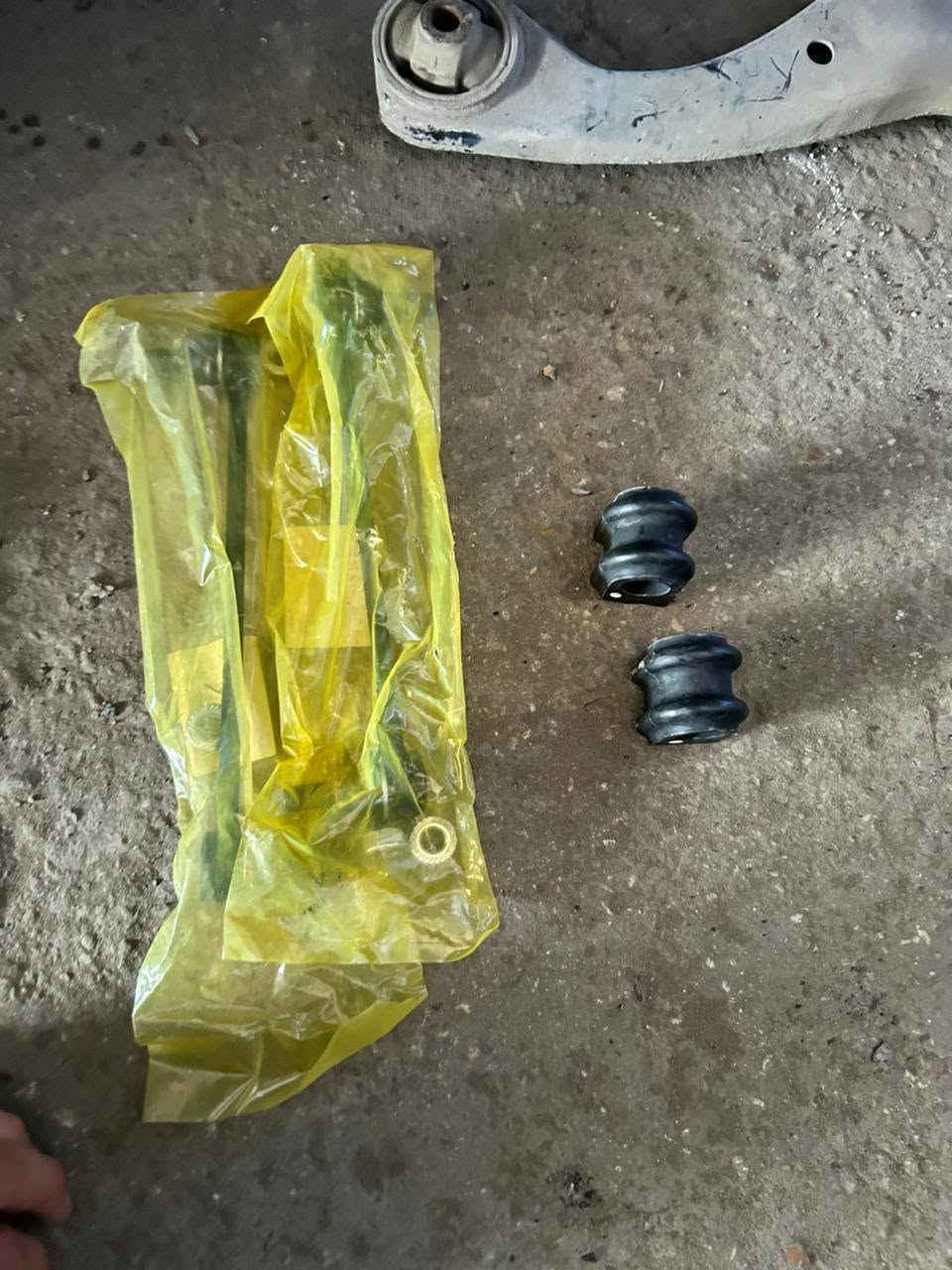 من رخصت المدير 
سيراتو ١١فول شمالي أربيل صبغ عام بصمه تشغيل بصمه أبواب سلايت صبغ عام بيها معجون بل تكم وشويه بل قماره لغد شاصي مكفول ادامة كاملة صدر أمامي خلفي جديد ادامة للمحرك السعر ٧٥ ورقه مكاني كركوك دوميز ***********هذا رقمي

