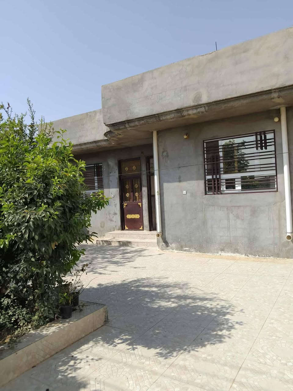 بيت للبيع بختياري   الثاني جوه
200متر
فول سراميك وسقف ثانواي  
الاستفسار اتصل ***********
