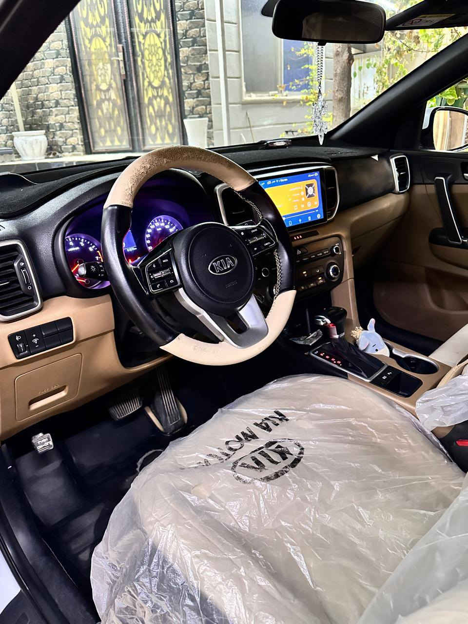 كيا سبورتج خليجي موديل 2020 
رقم أربيل بأسمي
مكفولة كفالة عامة من الصبغ والتبديل والبارد
مكفولة من رصعات و الشخوط
شاشه كبيره اصليه 
ماشيه 90 كيلو متر قابل للزيادة
لايت امامي ناصي عالي زنون 
رقم أربيل بأسمي جاهزة وكالة او تحويل
كير ومكينة مكفول 100%
 الصدر و الحدادية مكفولات  100%
تبريد شغال 100%
مكينة 2.0 
محرك دوش
مري شفط
حساس امامي 
حساس خلفي
أريل نفكيشن
كامره اصلية دواره
تبريد قطعتين 
تغليف الارضية بالكامل
تخم اطارات جديد 2025
فول تحكم ستيرن 
ثلاث انظمة قيادة
eco/sport/normal
وكالة الشركة الدولية NIM
المكان_ البصرة
السعر 200
الاستفسار *********** يوجد وتس البصرة, العراق
