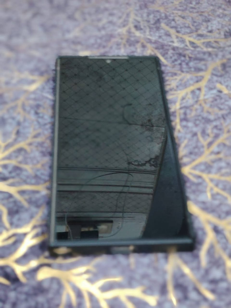 السلام ورحمة
سامسونج 24 الترا 
مبدل شاشه وكاله ضهره بي فطور 
مع الضمان 
800 وبي مجال 
يرهم مراوس حسب القناعه 
مكاني كربلاء 
*********** واتس
