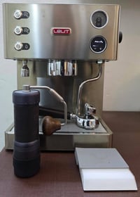 قطع جديدة سبب البيع /الترقية مدة الاستخدام اقل من شهرين معدل يوميا فنج...