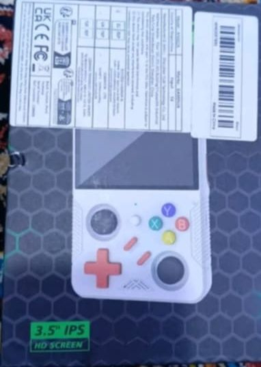 سلام علیكم 
للبیع جدید سعرها 35مع توصیل
حجم بطارية 3000
رام 64 یعمل حتی 128


**إذا كنت صاحب هذا الإعلان وتريد حذفه لأي سبب، رجاءا أرسل رسالة إلى الدعم الفني**