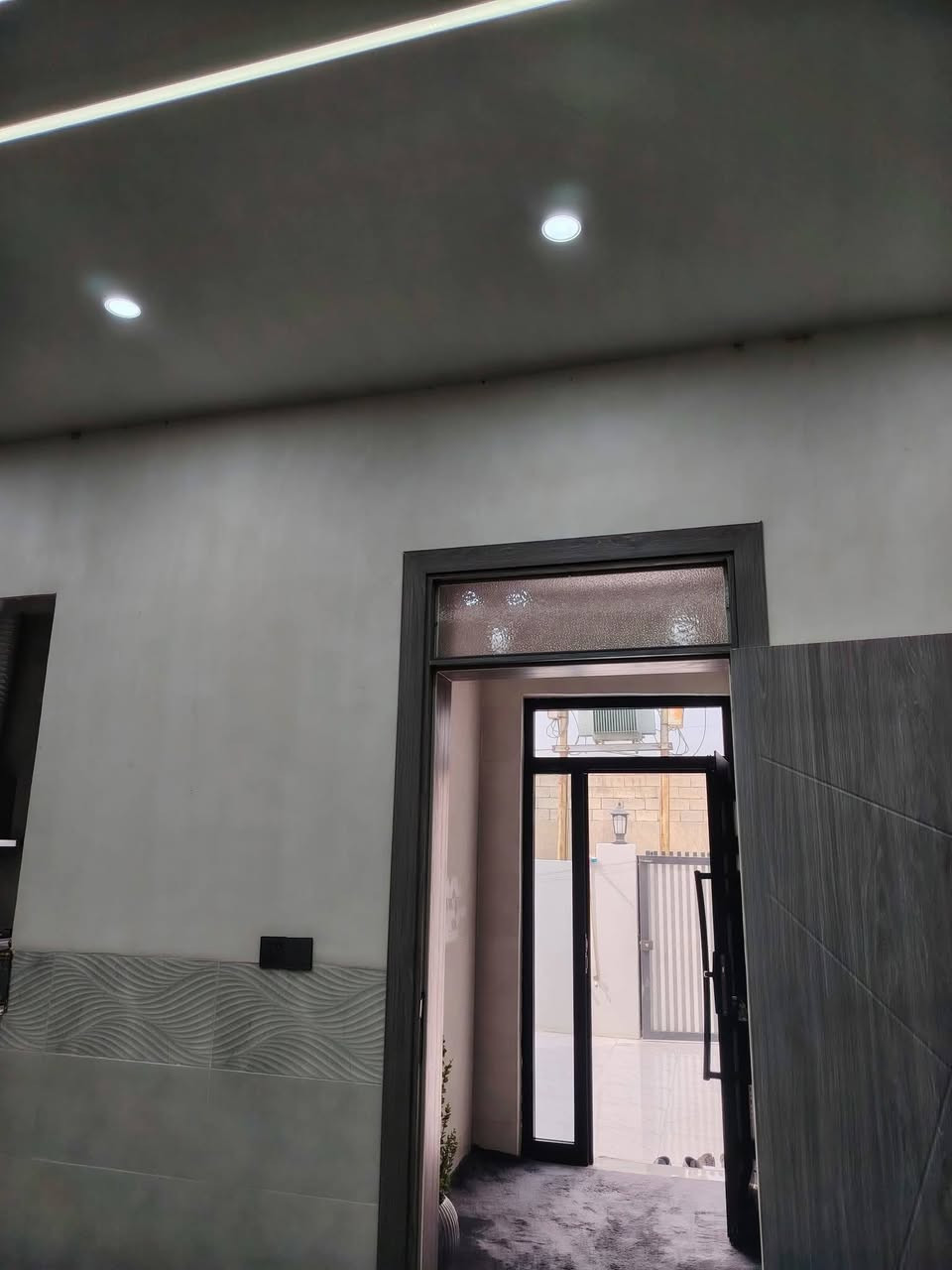 ئەم خانووە چوارگۆشەیە
بۆ فروشتنە 
ـــــــــــــــــــــــــــــــــــــــــــــــــــــــــــــــ
 دارللبیع رکن  
للاستفسار 
***********
***********
https://www.facebook.com/share/p/14SQ8Ed5Cry/
