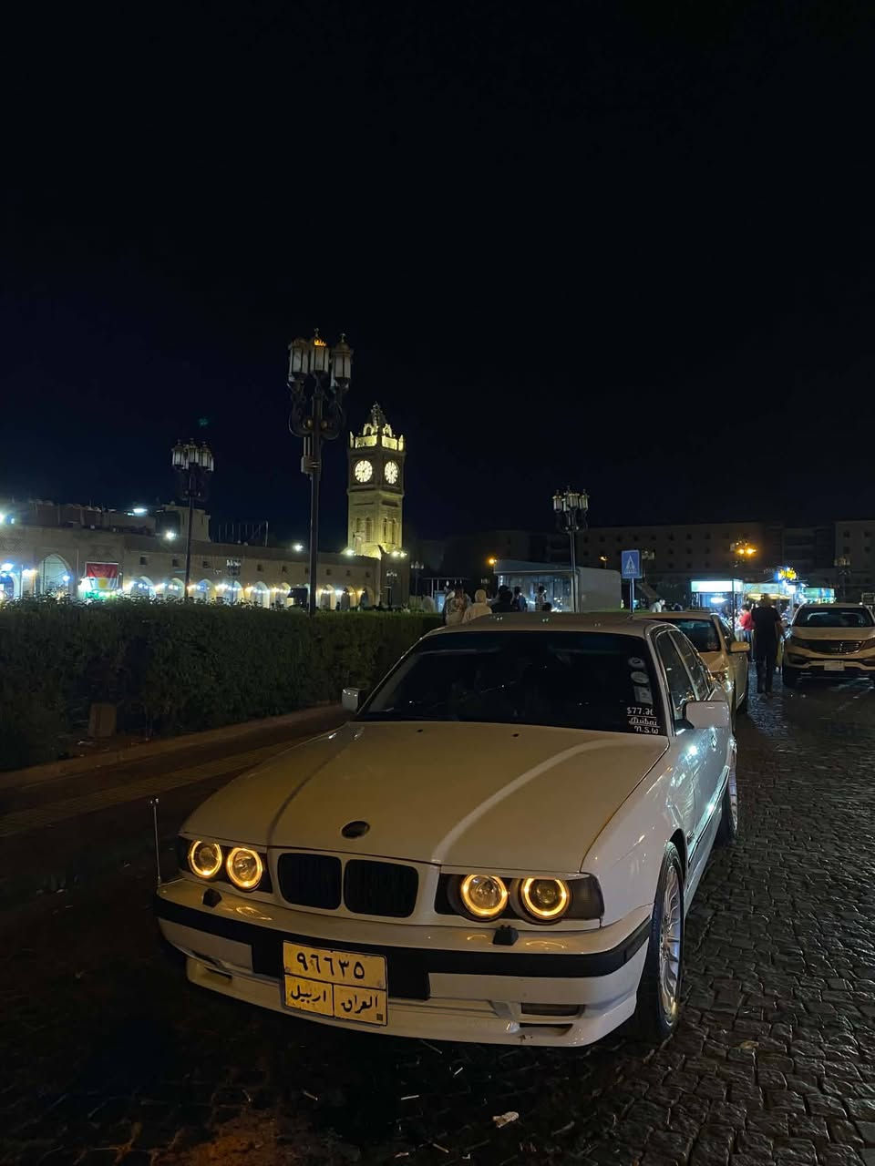 سلام عليكم اخوان بي ام 1991 525كير اوتوماتيك فتحة سقف 4جامات كاربا بدون ضربة و بدون صبغ مكفولا كفالا عامة كارباياتها كلها شغالا داخل و خارج تبريد شغال 
سيارة ماناقصها فلس واحد سعرها 69بيها مجال بصيط 
عليها 8ورقات غرامة ترجعلك مكاني اربيل 
رقم موبايل *********** واتساب موجود
