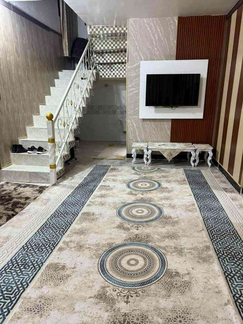 السلام عليكم بيت مساحه 200متر طابق واحد بناء حديث
المكان حي الجامعه بالمربع الذهبي السعر 200مطلوب مبادره 80وتنطي نقد 120مليون وقابل للتفاوض للاستفسار اكثر الاتصال على ***********
