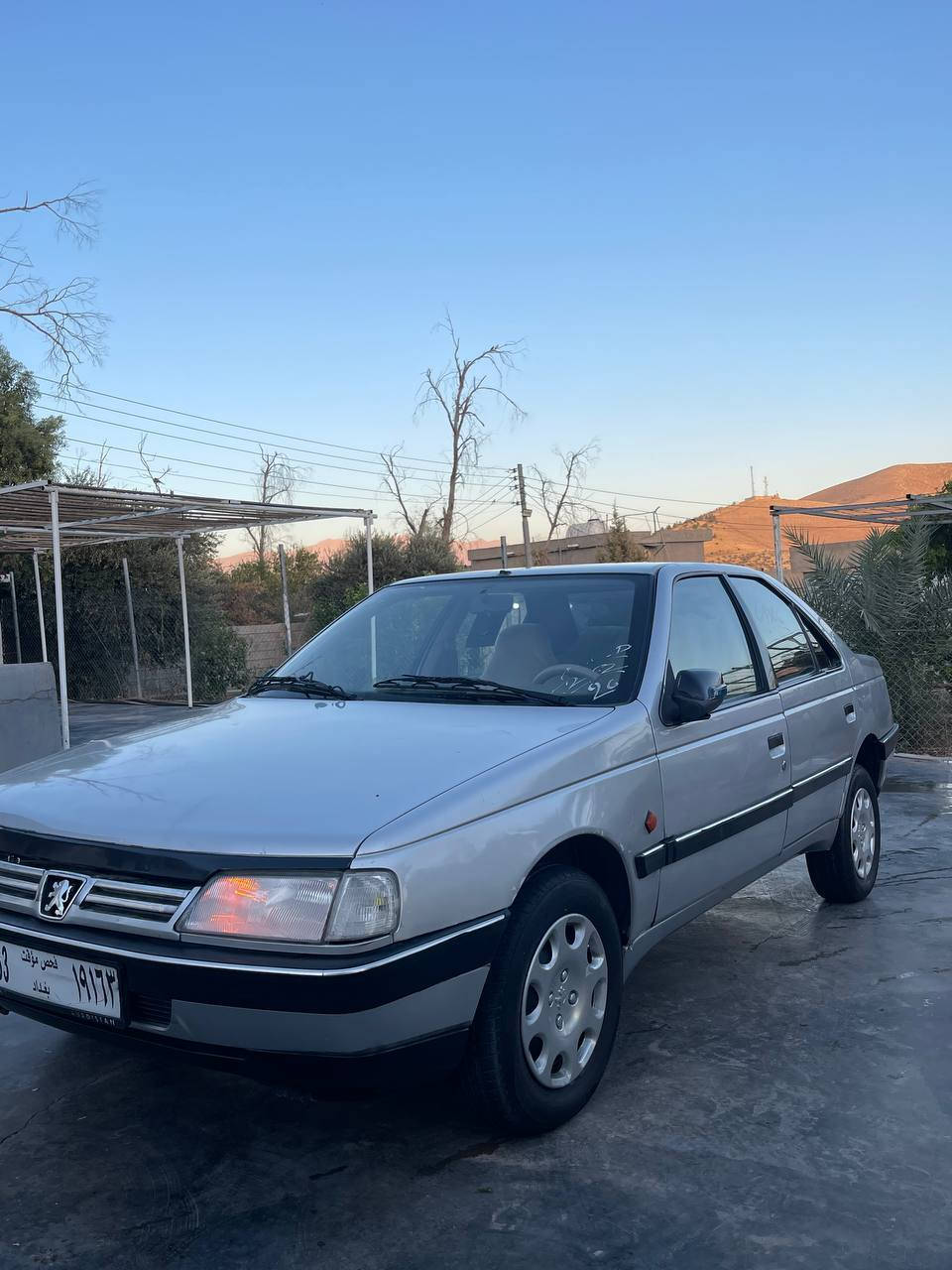 بیجۆ 405مۆدیل2010  کڕاین شە فت  ناو زە د  دوجام کاڕە با    تە بڕید ساڕدو گە ڕم   کە م بە نزین ئە خوات  علوجە  ساخ  بئ دە عم تندو تۆڵە ماڵی دۆستە  سعڕی 35      ژم ***********
