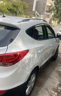 هونداي توسان 2014 خليجي بأسمي رقم بغداد  بيه خمس قطع  صبغ بدون دواخل ب...