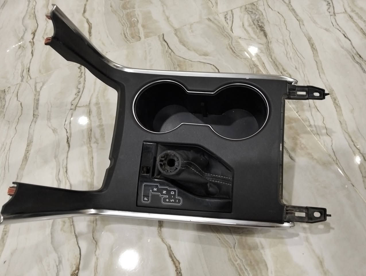 للبيع غراض كامري ***********
