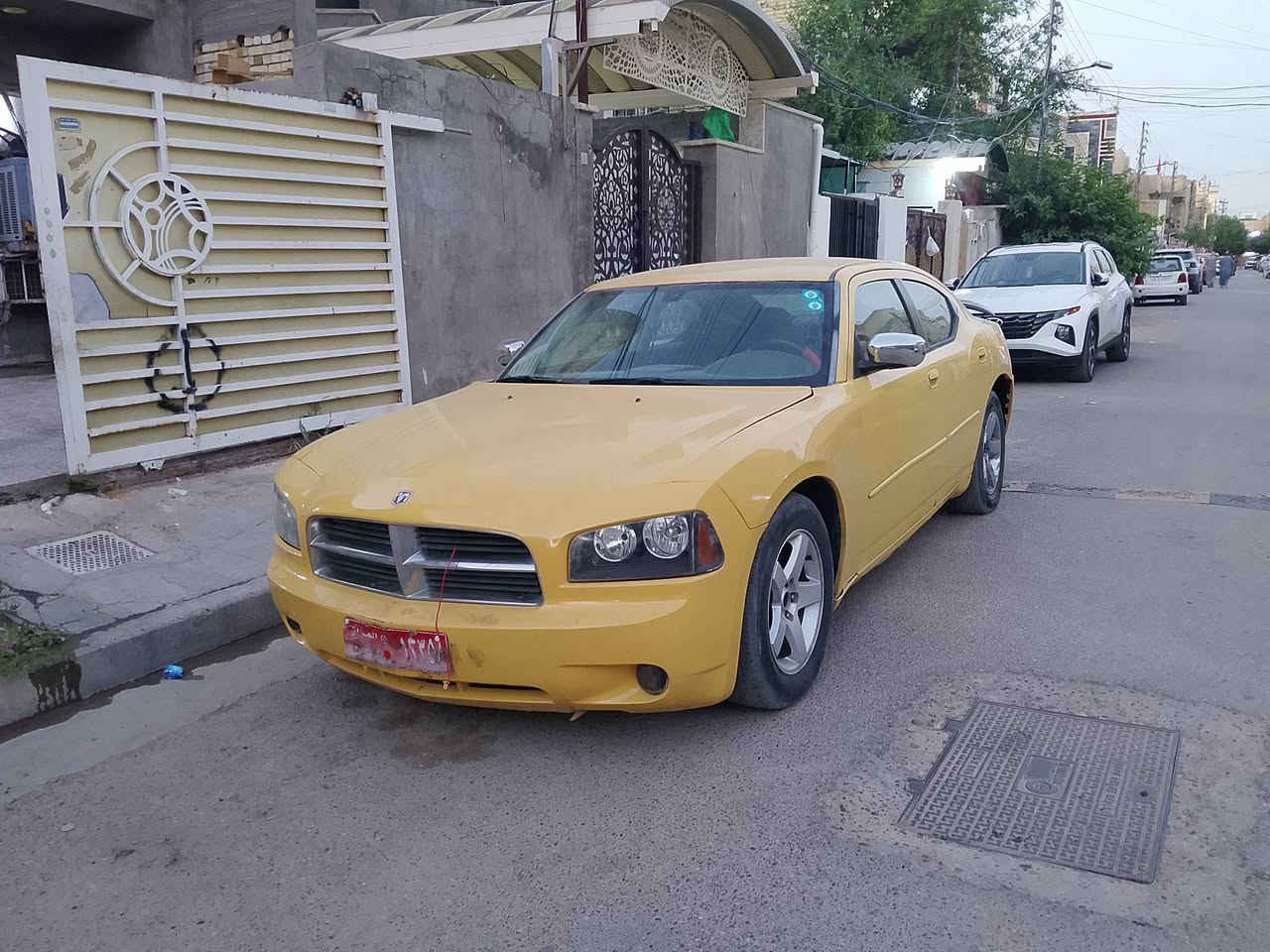 سلام عليكم جاجر 10 محرك 3500 الكير والمحرك جدد بيها بس مشكله بل كهربيات تشتغل تك السيارة مفحوصه وهزة جديدة وصلت البصمه وراعيها وتفه مصفرة هيئه وغرمات معامله كامله انطي سعر والي يرض الله اذ عجبني اكلك شايف الخير ***********

