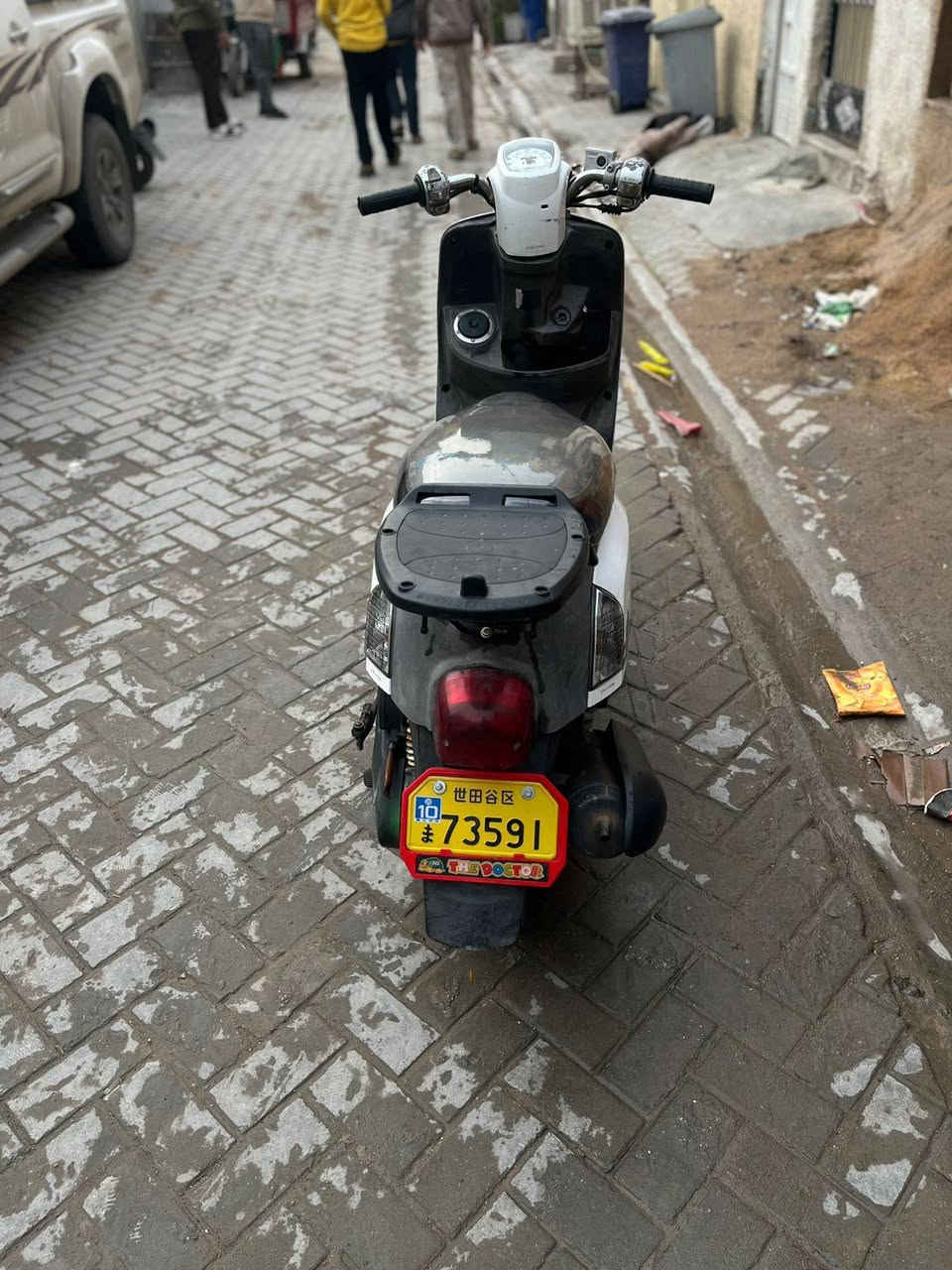 السلام عليكم دراجة مال رمبه للبيع بوليس كابريتر مو نوزن السعر 850 وبيه مجال مكاني مدينه الصدر يم مطعم ليمونه وهاذا رقمي ***********
