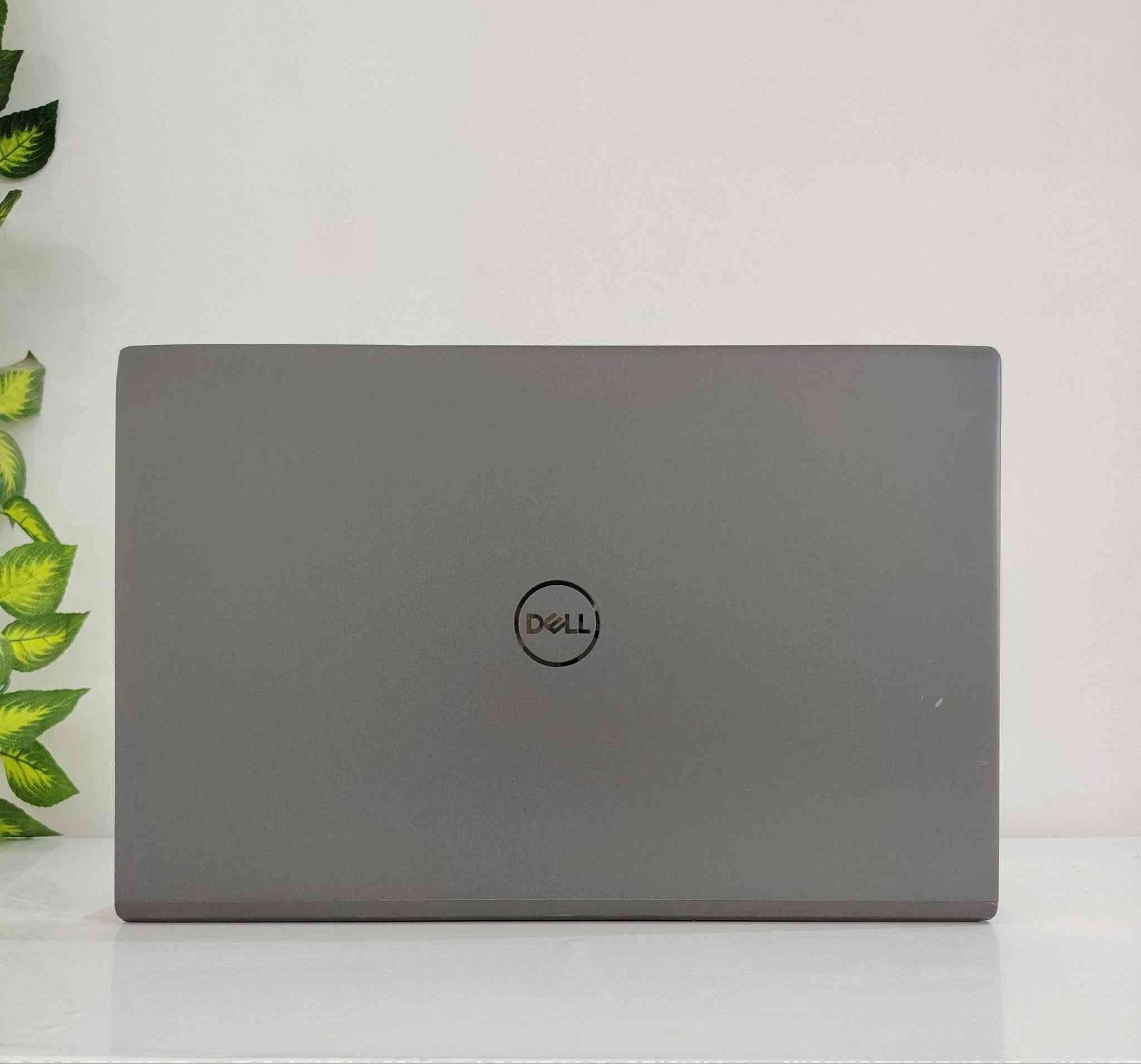 💻 Dell Vostro 5402 الجيل الحادي عشر 

مو كل لابتوب i7 يعطيك نفس التجربة، وهذا الجهاز يجمع بين السرعة، الخفة، وعمر البطارية الممتاز ليكون مناسب للدراسة والعمل والاستخدام اليومي بدون تعليق أو بطء.

✨ معالج Core i7 الجيل 11
✨ رام 16GB
✨ هارد SSD سريع 256GB
✨ شاشة FHD واضحة
✨ بطارية جديدة 100%

إذا تحتاج جهاز للجامعة، الأوفيس، البرمجة، المحاضرات، التصفح، أو حتى التصميم ، فهذا الموديل يقدم أداء ثابت واعتمادية عالية.

🎁 هدايا مجانية: حقيبة + ماوس + ماوس باد + الشاحن الأصلي

🛡️ فحص قبل الإرسال وفحص قبل الاستلام مع ضمان 7 أيام للخلل المصنعي

📍 بغداد - الأمين الثانية
🚚 التوصيل متوفر إلى جميع المحافظات

السعر  522,000
واتساب ***********
