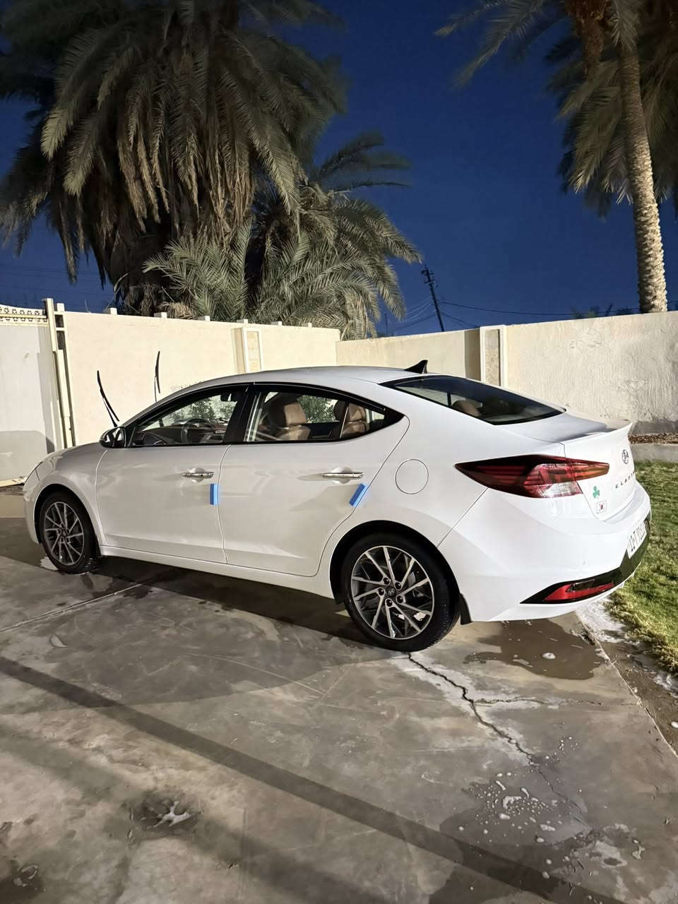 من رخصه الادمن.  هونداي النترا. موديل 2019 خليجي
كفاله عامه من الضربه والتبديل. 
مواصفاتها. بصمه +فتحه سقف+حساس امامي +حساس خلفي 
ليزي خلفي. كشنات جلد 
مكينه +گير. كفاله.  رقم بغداد الدولي. تحويل ثاني يوم 
سياره جاهزه. ع الاخير ماتصرف عليها. اي شي. 
السعر 167 $وبيهه مجال قليل. 
 مكان السياره. بغداد المحموديه  
*********** واتساب 
***********واتساب
