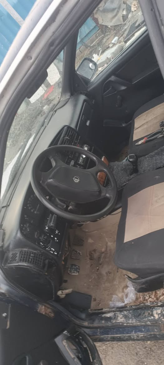 ئۆپڵ ئۆمیگا ئاڕم پلاستیک سلێمانی مۆدیل ١٩٨٨ بۆ فرۆشتن 
گێڕو مەکینەو ئەکسلی بەشەرت توندو تێۆڵە و بێکشەیە گەرمو فەڵچەو لایتی مەزبوتە ماڵی فەقیرە سعری ١٢ وەرەقەو مەجالێکی برایەنەی تێدایە شوێن ڕانیە ژ.م *********** رانية, السليمانية
