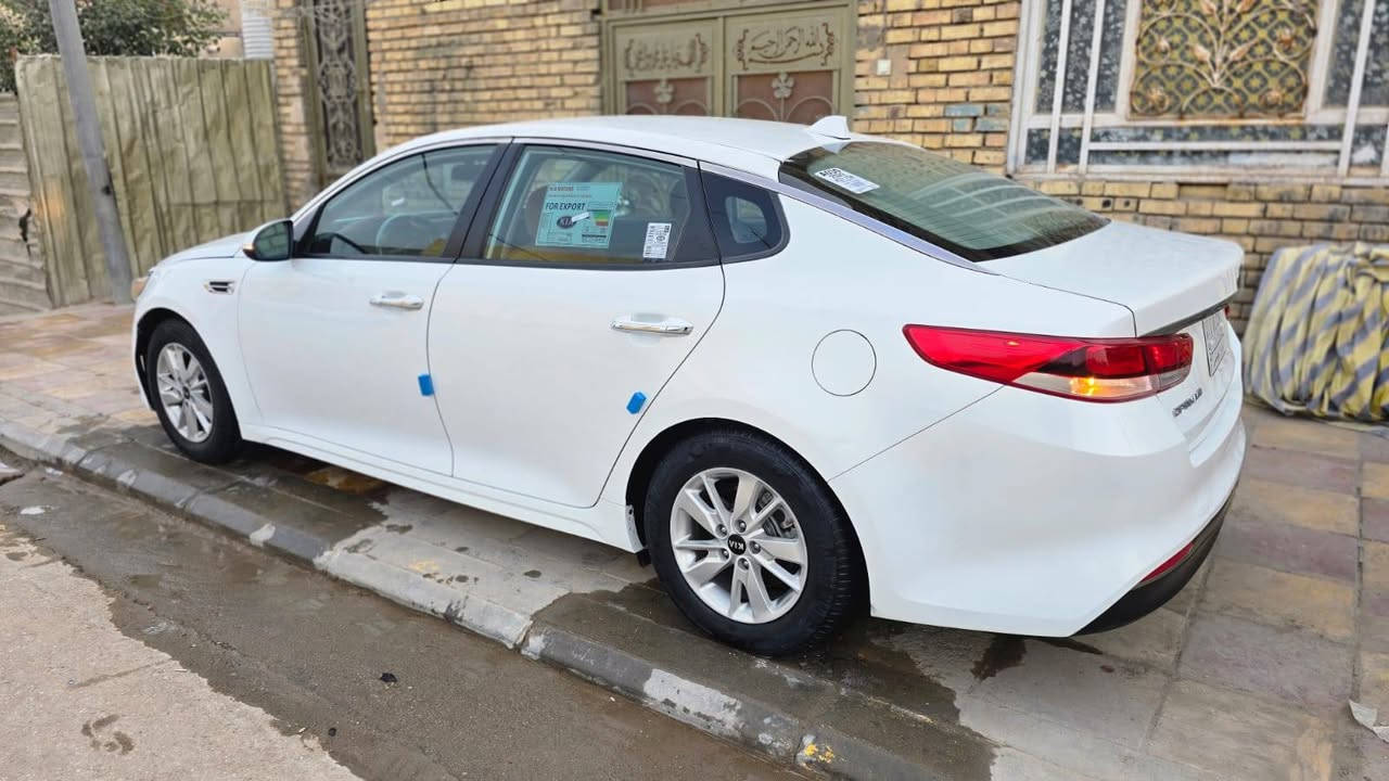 مديل ٢٠١٦سياره ماشيه ١٢٧الف جاهزه هاذا رقم تفاصيل ***********
