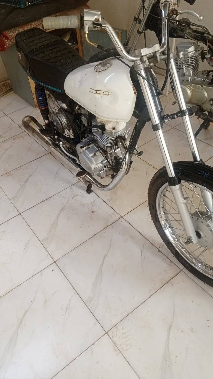 دراجه لبيع السعر 250 قفل مستعجل عله بيعه مكاني كرمت بني سعيد ***********
