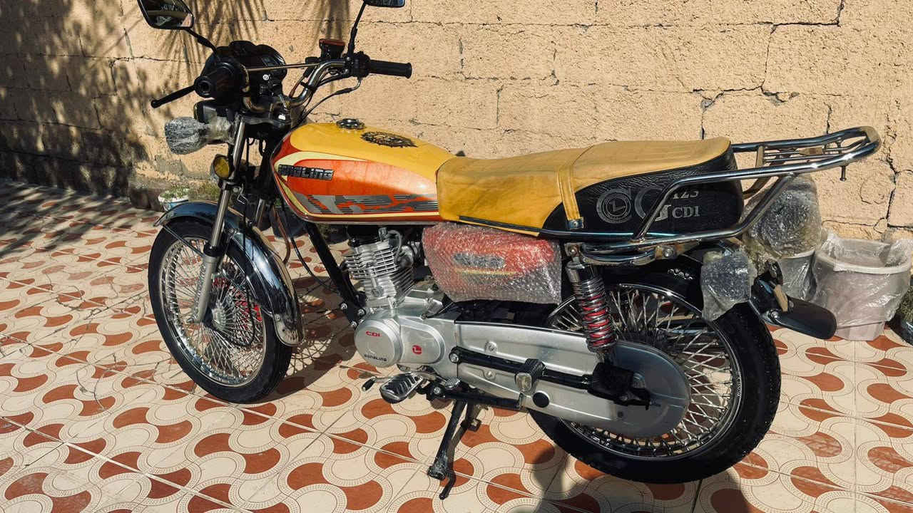 سلام عليكم تايكر 2024 للبيع دراجه حلوه ونضيفه عنوانها ديالى هبهب *********** ما متواجد عل فيس سعر 500 وبيها مجال حك جيتك
