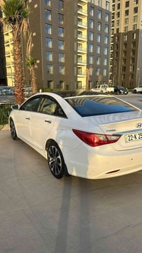 عندي سوناته اريد اراوس بجارجر 11{او12. 13   07716913844