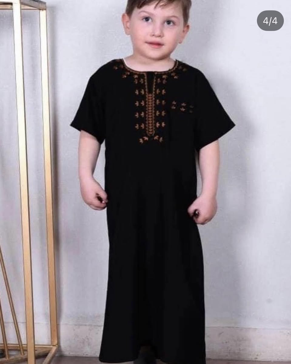 انتباه 📢 بدء موسم الاسود لشهر محرم 🖤🖤
البيع مباشر استلام خلال يومين من تثبيت الطلب 💌
توصيل بغداد 5 الاف 🚘 محافظات 6 الاف 🚚
السعر والقياس والقماش مكتوووبة ع الصور 👇
الكمية محدودة جدا ولن تتكرر📣🔺️


**إذا كنت صاحب هذا الإعلان وتريد حذفه لأي سبب، رجاءا أرسل رسالة إلى الدعم الفني**