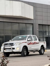 هايلكس • ٢٠١٠ • اوتوماتيك بلا بوية