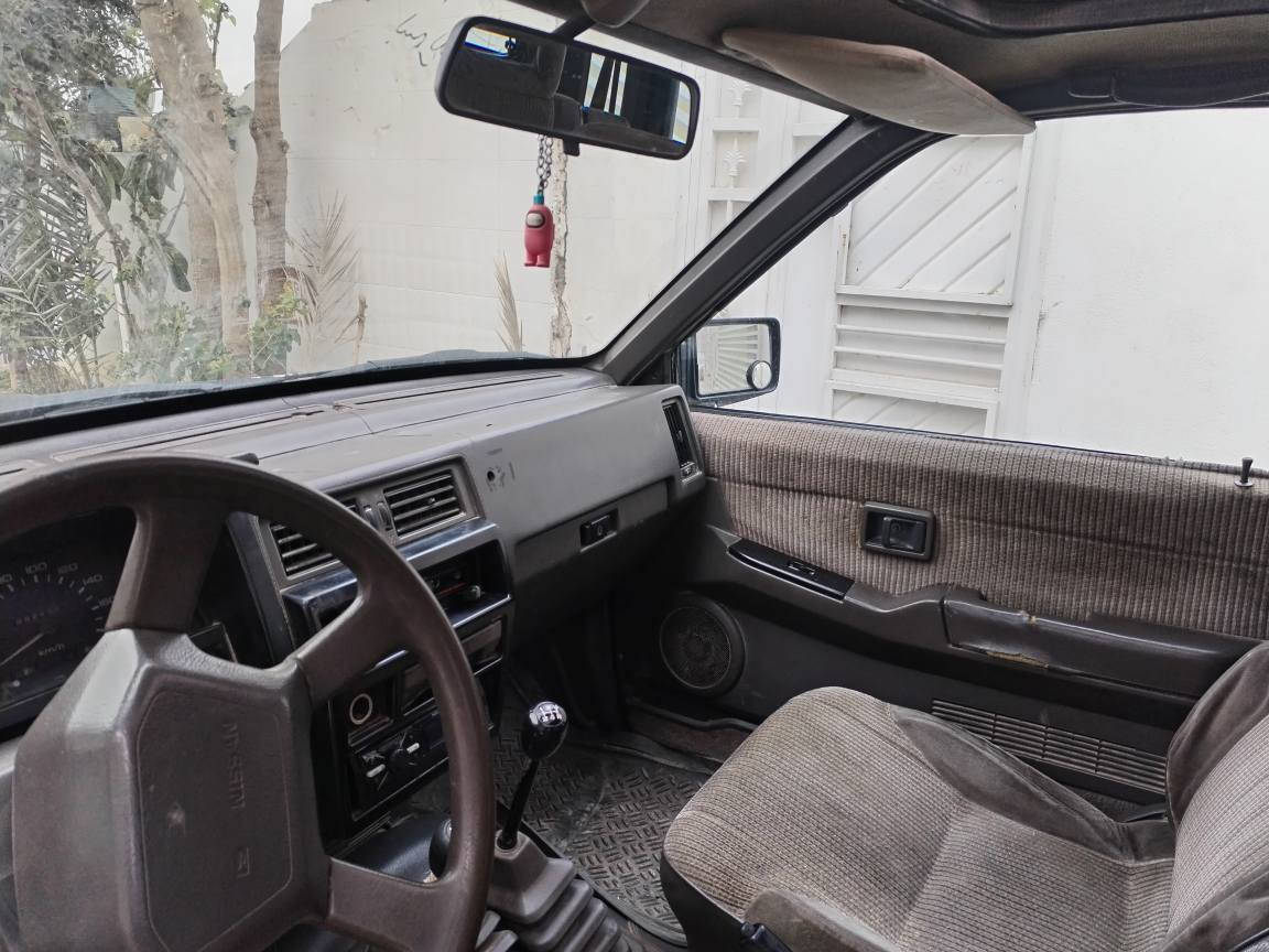 نيسان موديل ۱۹۹۰ محرك كير بلادي ٦سلندر  دفع رباعي شغال بيه قطعتين صبغ بدون دواخل تبريد تدفئة اربع تايرات جديد سيارة جاهزة شرط التحويل سعر ٤٥ $مكان السيارة سليمانية *********** السليمانية, العراق
