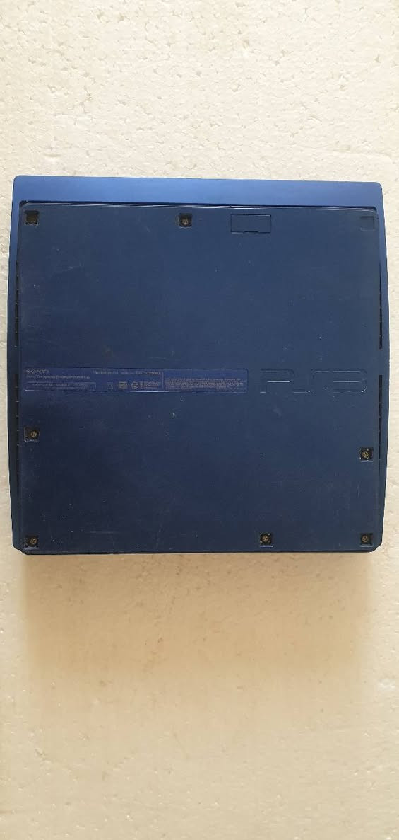 بلي3سلم مهكر نضام الهين للبيع ذاكرتة 320 كيكا بي 32 لعبة للحجز *********** واتساب
لون ازرق مميز 
جهاز مكفول الله شاهد فقط مفتوح للتنضيف 
ويا يدات ثنين 
سعرة 150 الف 
متوفر توصيل لجميع محافظات العراق 
بغداد 5 
محافظات 7 
متواجد واتساب ***********
