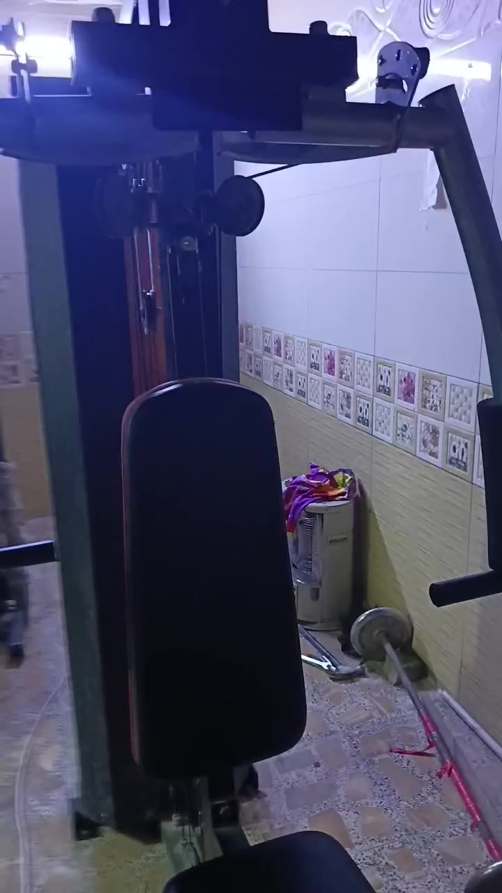 السلام عليكم الجهاز الايطالي الابيض سعرة ١٥٠ قفل والمشي والاسود سعرة ١٥٠ قفل والمولت جم ب ٣٠٠ وبي مجال مكاني بغداد مدينة الصدر وهذا رقمي ***********
